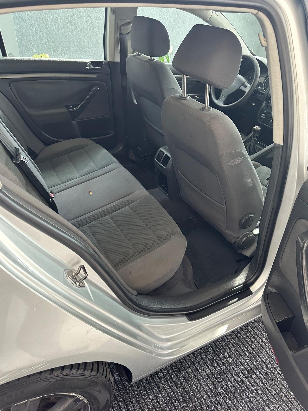 Volkswagen Golf 2.0 16V TDI 5p. Comfortline