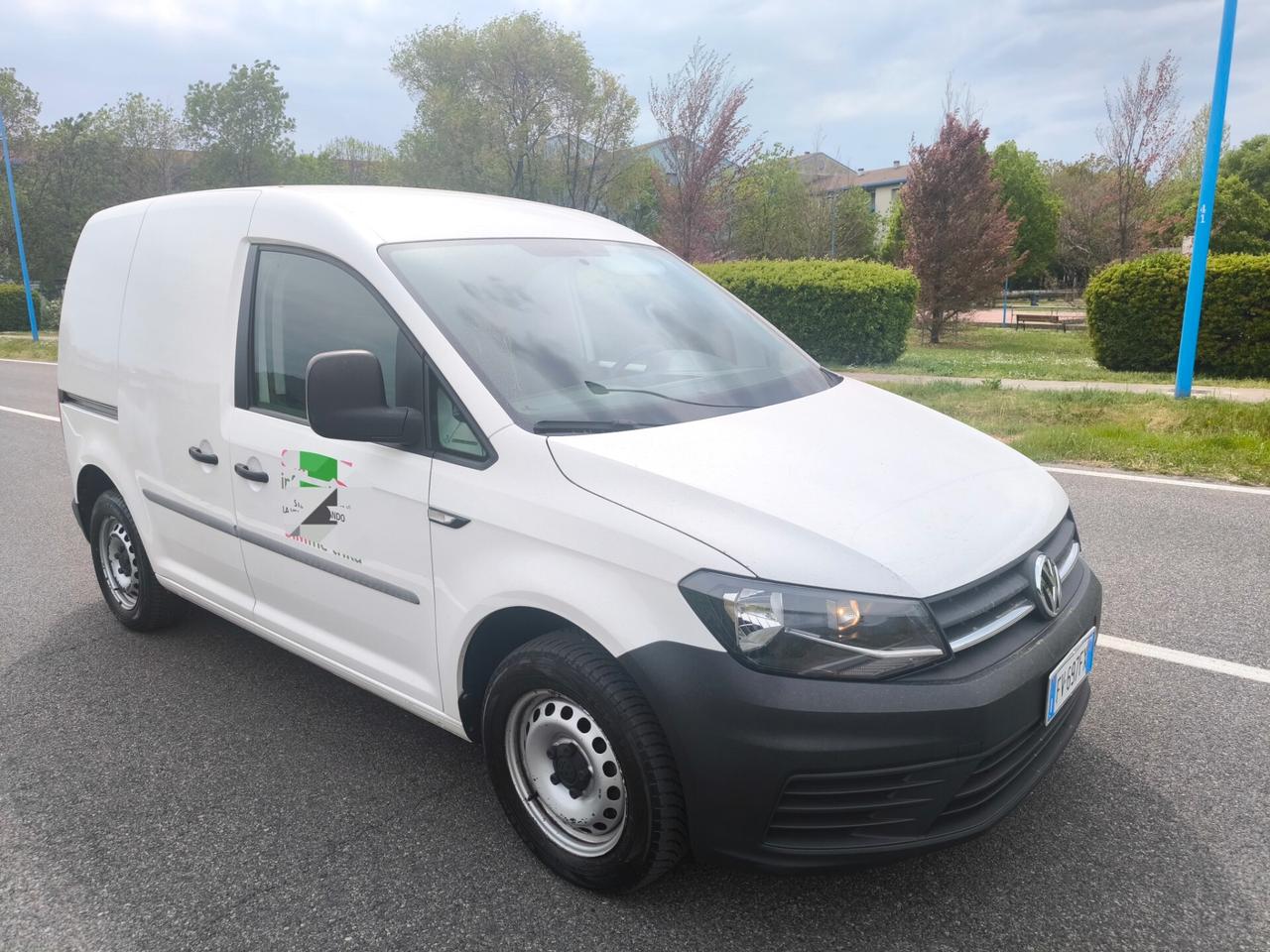 VOLKSWAGEN CADDY 2,0 TDI-2019- EURO6B-KM 100000
