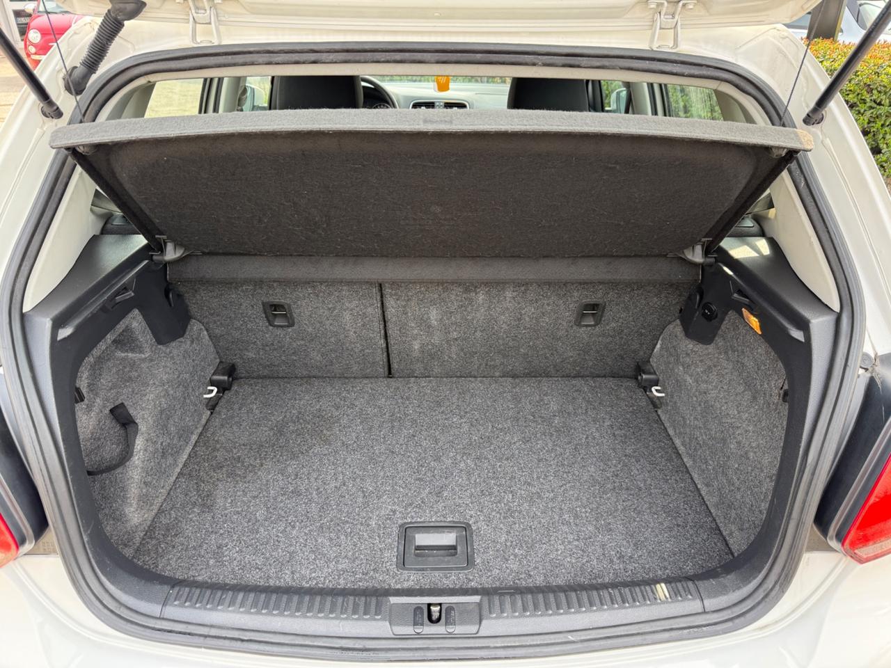 Volkswagen Polo 1.6 TDI 75CV DPF 5PT NEOPATENTATI