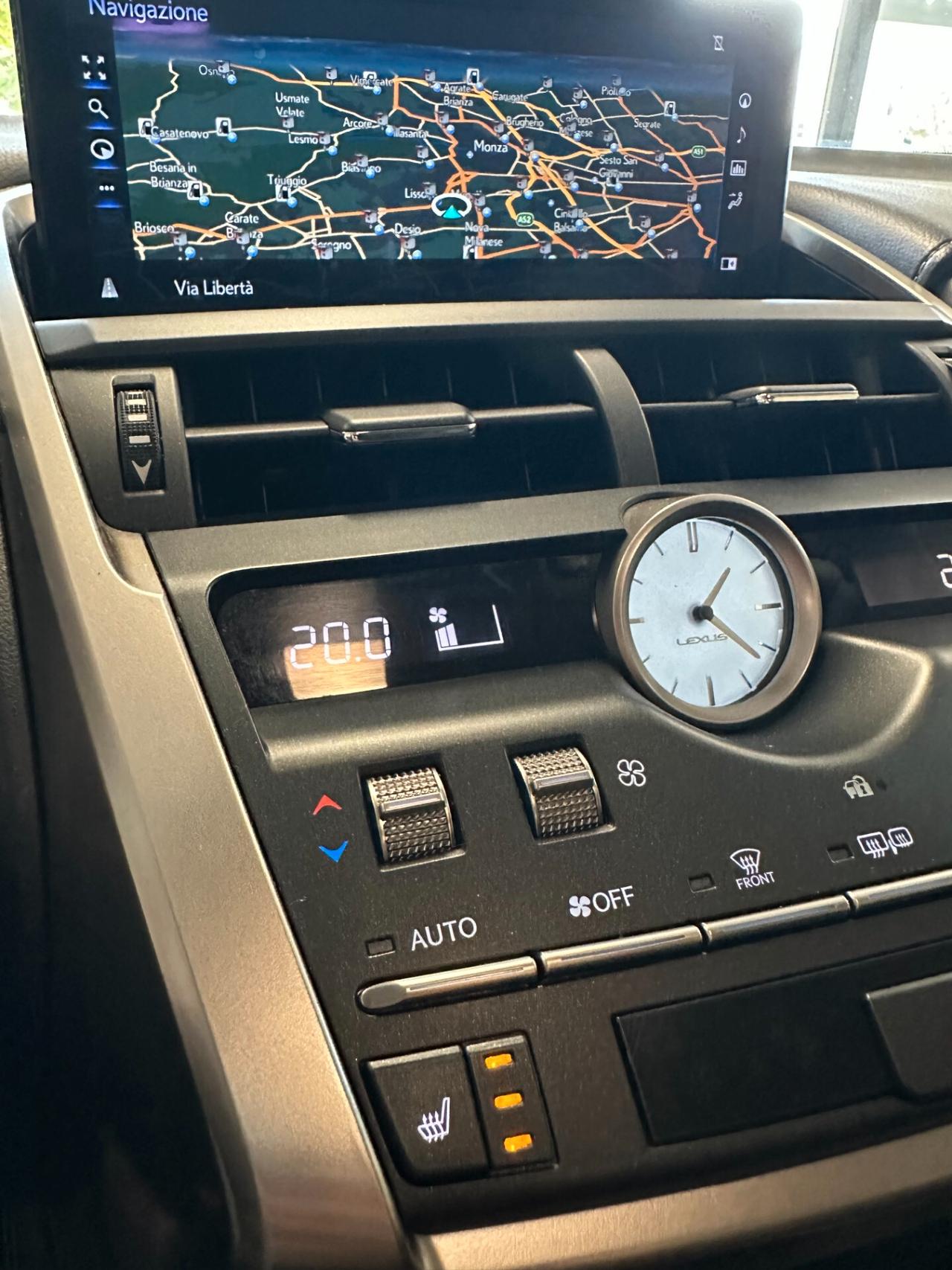Lexus NX 300h Hybrid Executive 4wd - UnicoPro