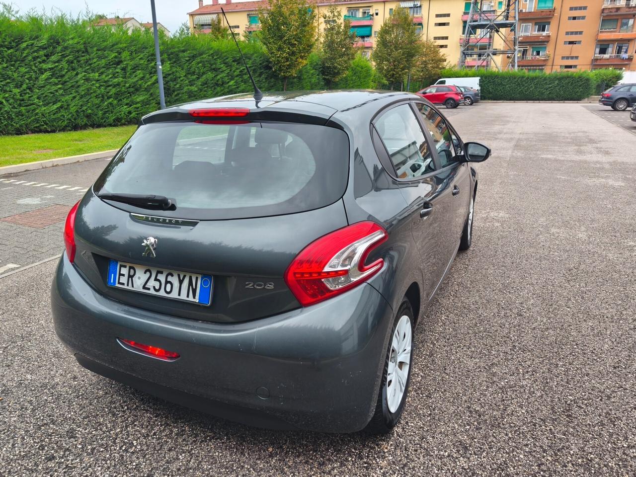 Peugeot 208 1.2 NEOPATENTATI GARANZIA
