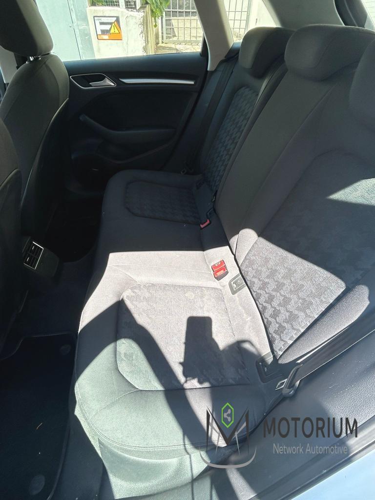 Audi A3 SPB 1.6 TDI clean diesel S tronic Ambition
