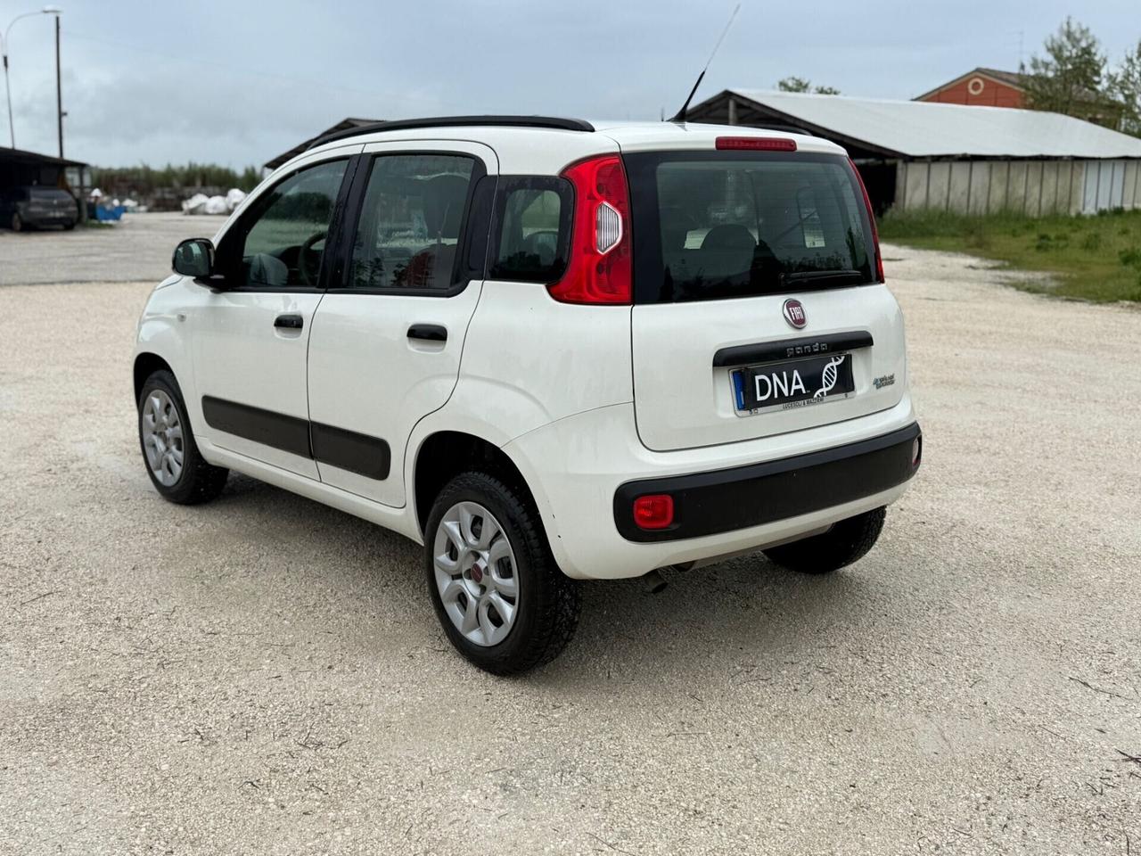 Fiat Panda natural power benzina metano NEOPATENTATi