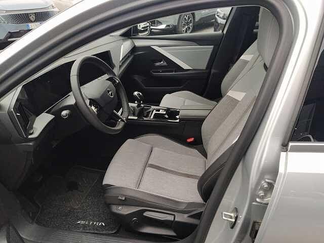 Opel Astra Berlina 1.2 Benzina 130cv ELEGANCE AZIENDALE