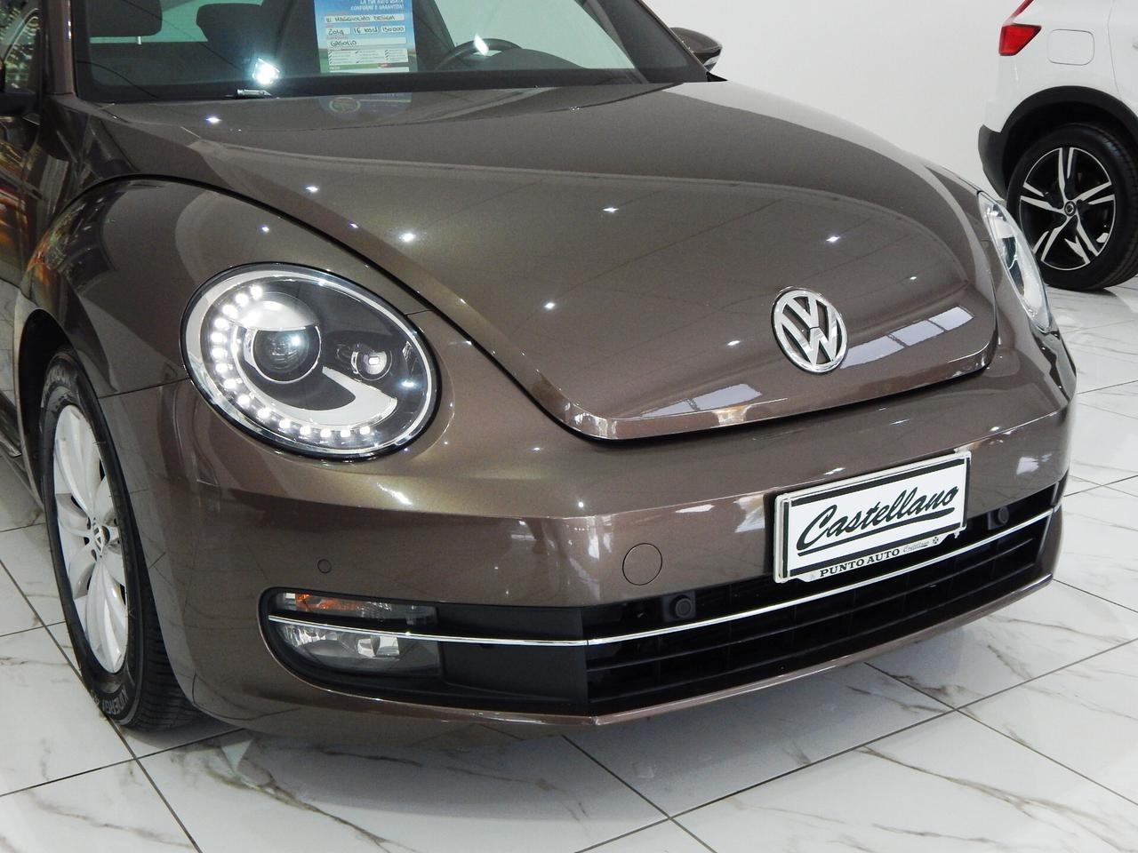 Volkswagen Maggiolino 1.6 TDI Design 105cv TETTO APRIBILE-XENON-LED