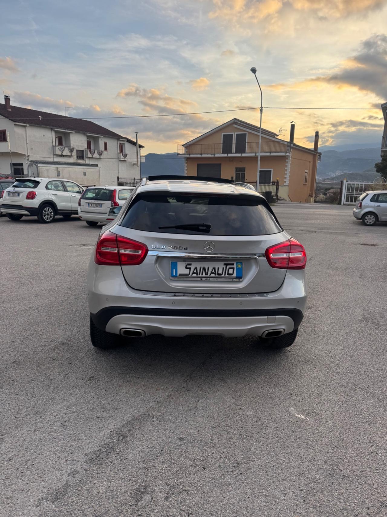 Mercedes-benz GLA 200 d Premium tetto automatica Garanzia