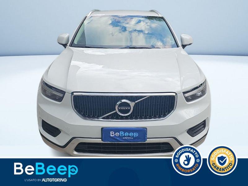Volvo XC40 2.0 D4 MOMENTUM PRO AWD GEARTRONIC MY21