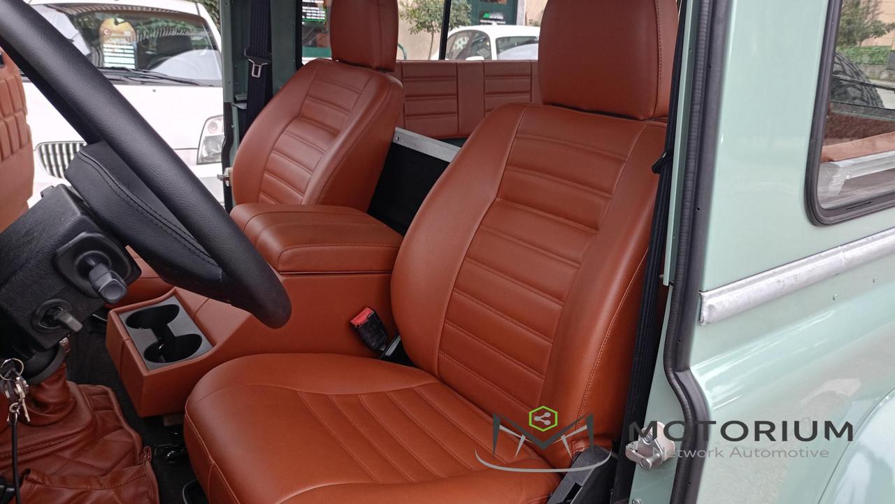 Land Rover Defender 90 2.5 Tdi 300 Heritage Style (ASI)