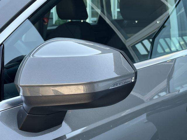 AUDI Q3 SUV 35 tdi STRONIC BUSINESS