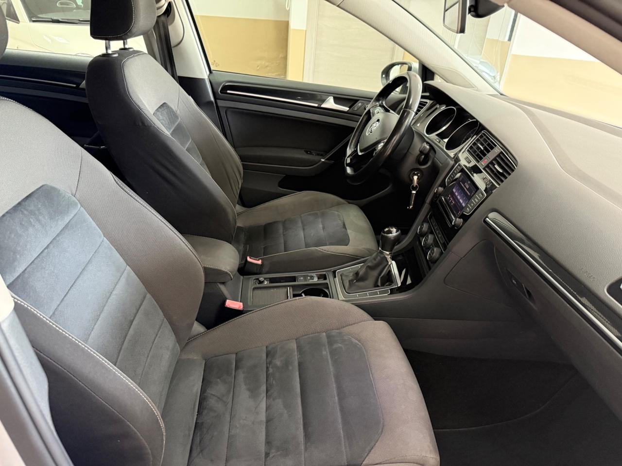Volkswagen Golf Business 1.6 TDI 5p. Highline BlueMotion Technology