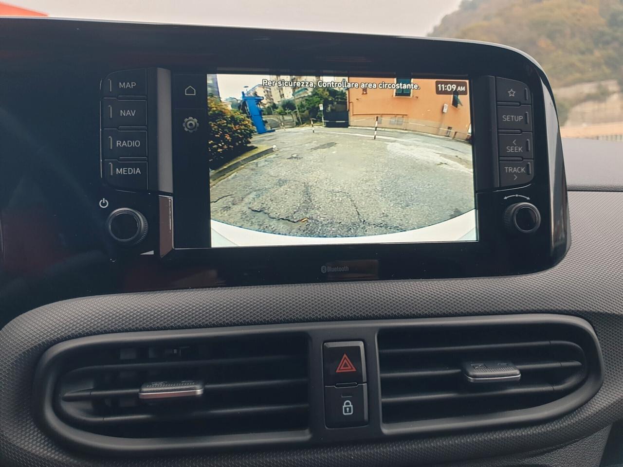 Hyundai i 10 1.0 select ,navi,pdc,telecamera