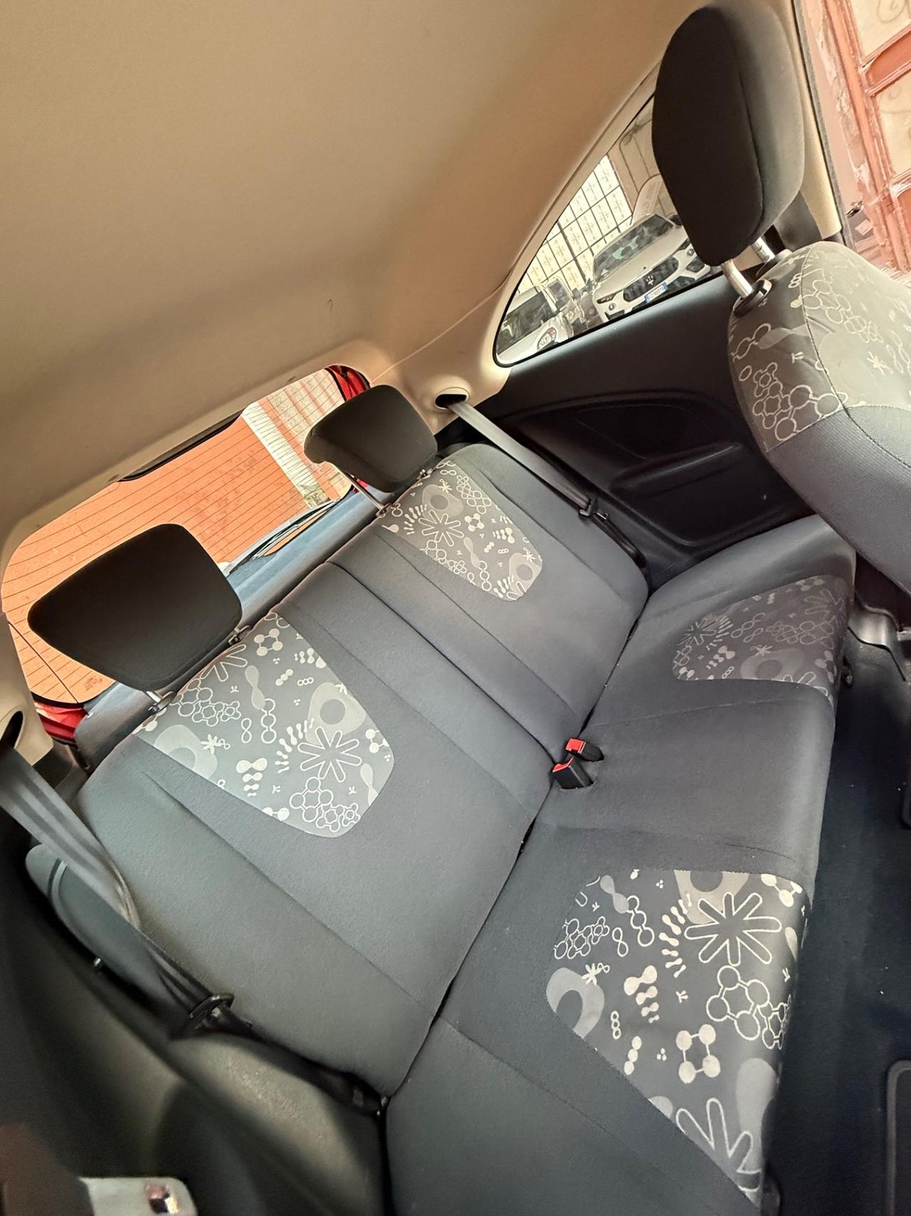 Ford Ka 1.2 8V 69CV Titanium