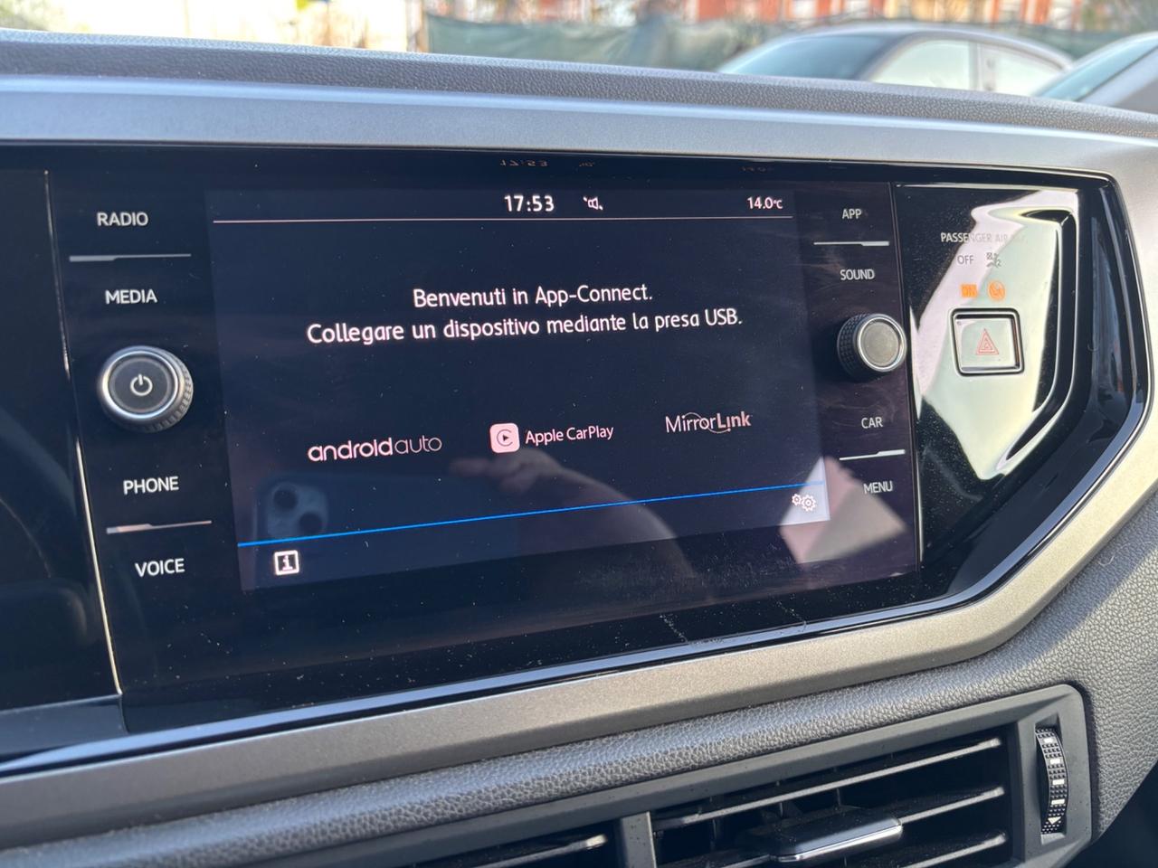 Volkswagen Polo 1.0 5p. Comfortline OK NEOPATENTATI