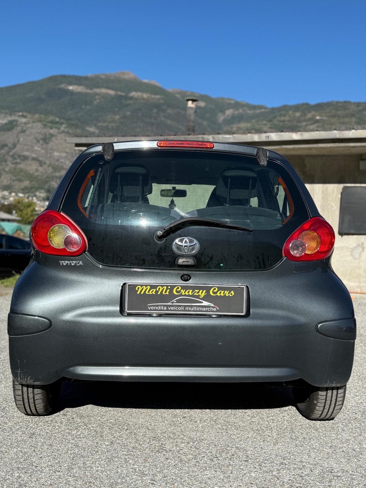 Toyota Aygo 1.0 12V VVT-i 5 porte Sol