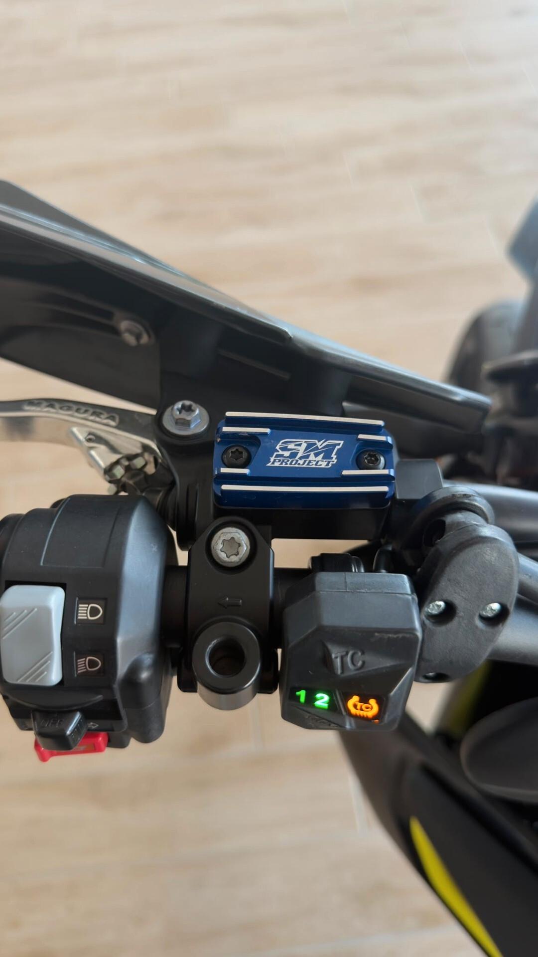 Husqvarna 701 Supermoto motard