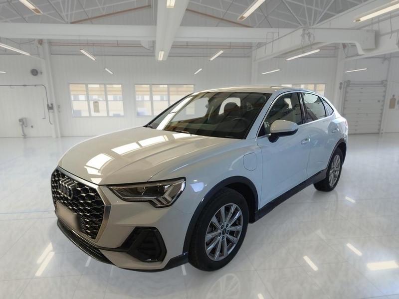 AUDI Q3 SPORTBACK 45 TFSI e S tronic Business Plus