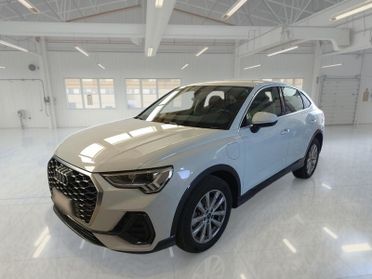 AUDI Q3 SPORTBACK 45 TFSI e S tronic Business Plus