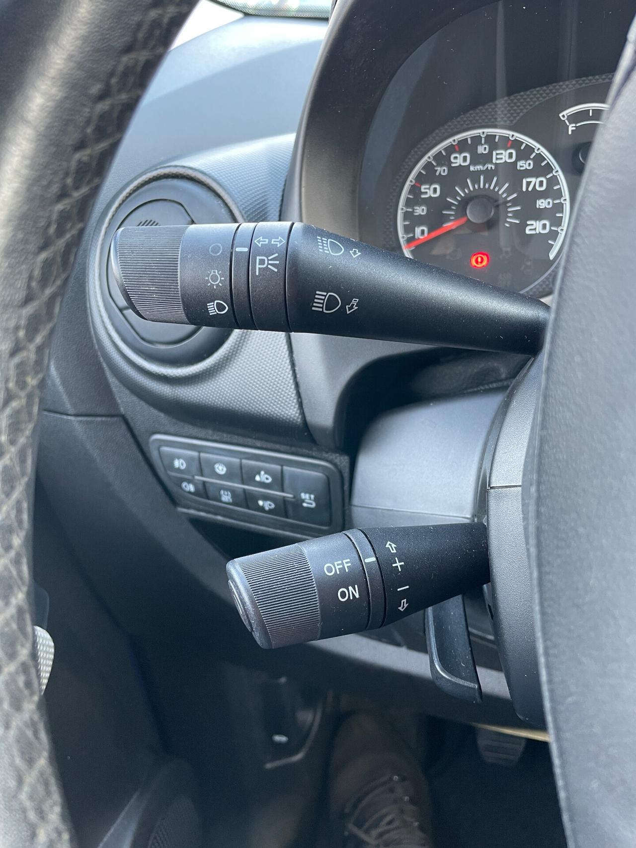 Fiat Qubo 1.3 MJT 95 CV Trekking-LEGGERE NOTE