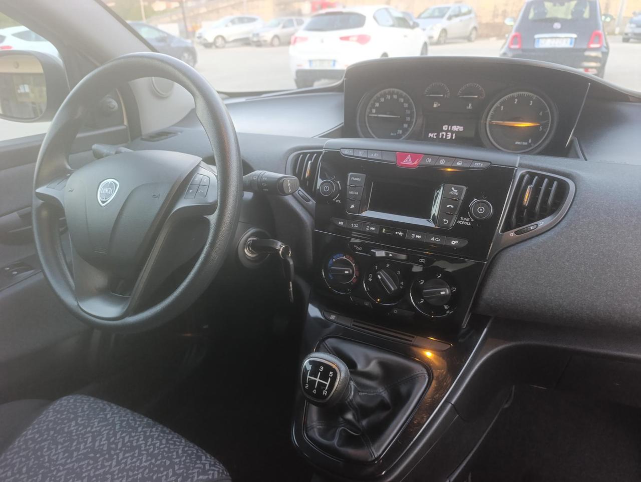 Lancia Ypsilon 5 Porte Ypsilon 1.3 mjt Silver s&s 95cv