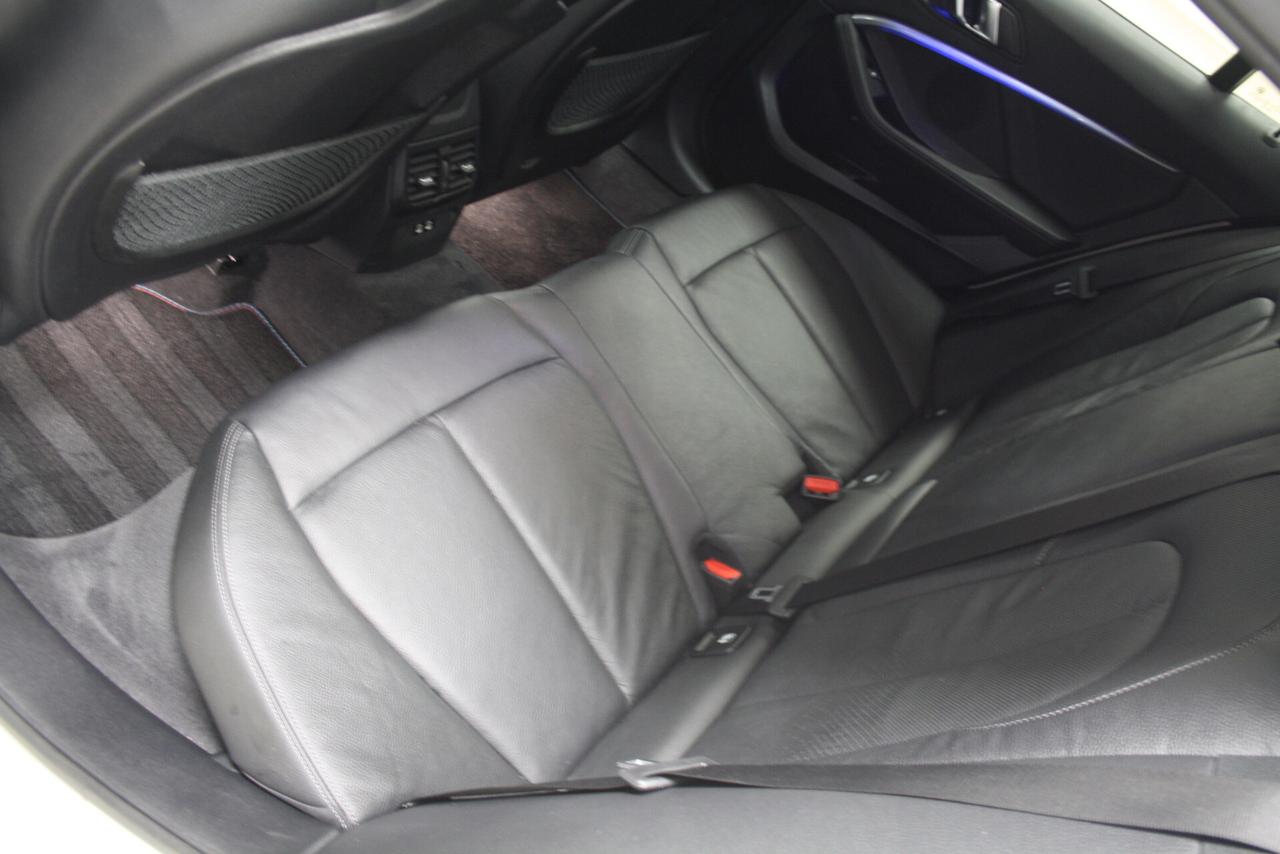 BMW 118D AUTOM 150CV SPORT *2021