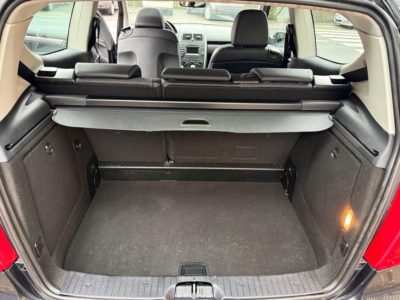 Mercedes-benz A 160 150 Coupé Elegance