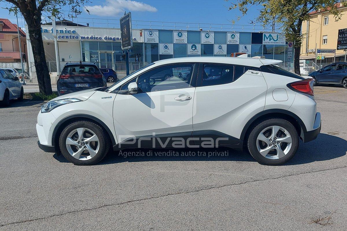 TOYOTA C-HR 1.8 Hybrid E-CVT Active