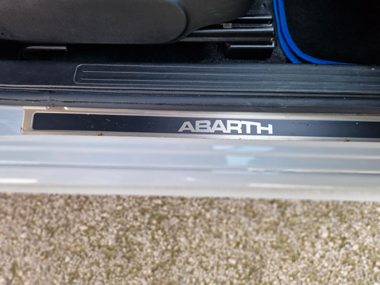 Abarth 500 1.4 Turbo T-Jet MTA Custom