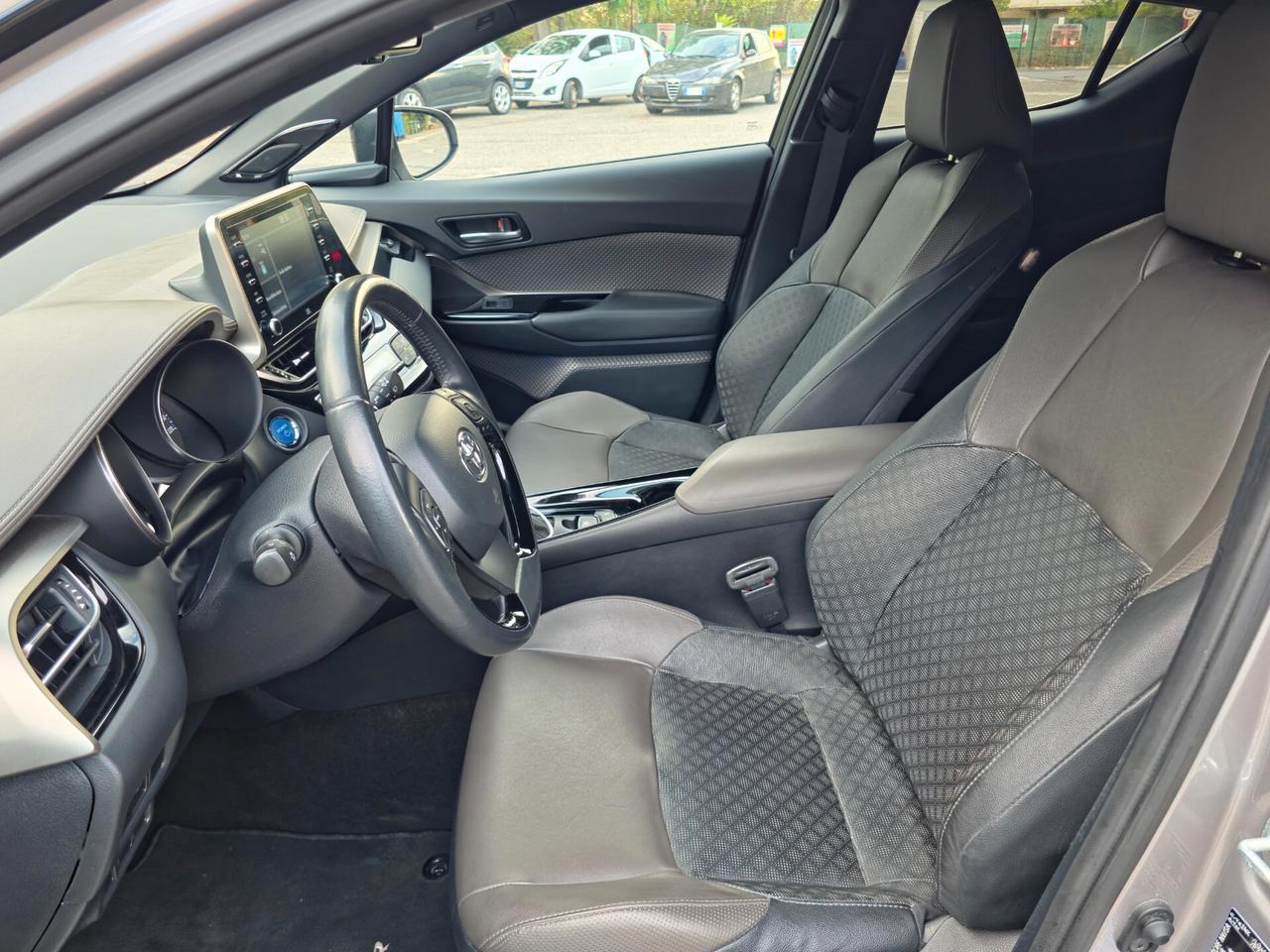 Toyota C-HR 2.0 Hybrid E-CVT Lounge CV-152 E6 Automatico 2021