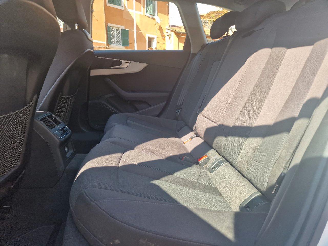 Audi A4 Avant 30 2.0 tdi mhev S Line edition 136cv s-tronic - Veicolo Usato