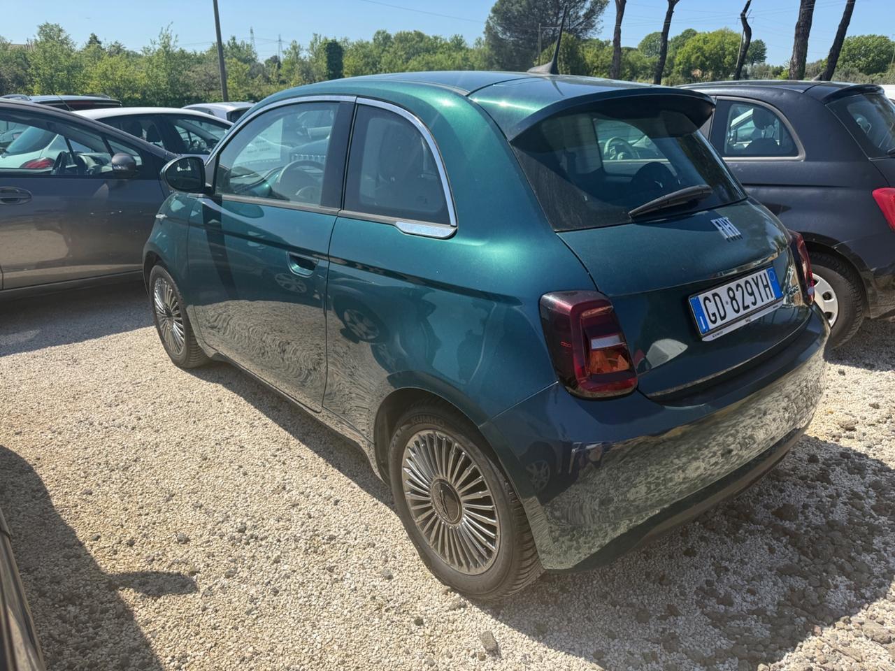 Fiat 500 500e Berlina 42 kWh Icon