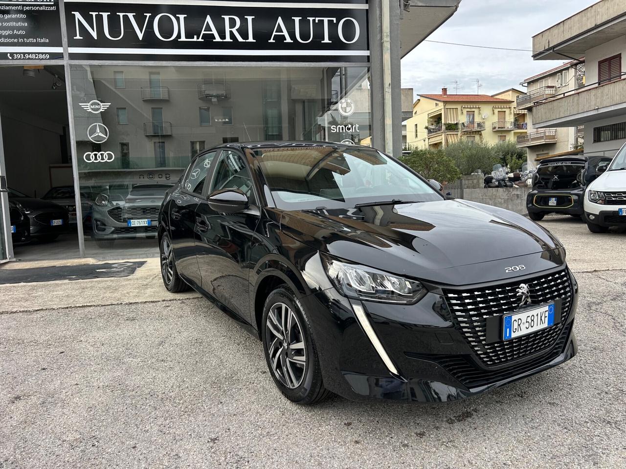 Peugeot 208 1.2 75 CV ( 30.000 KM) PARI AL NUOVO!!!
