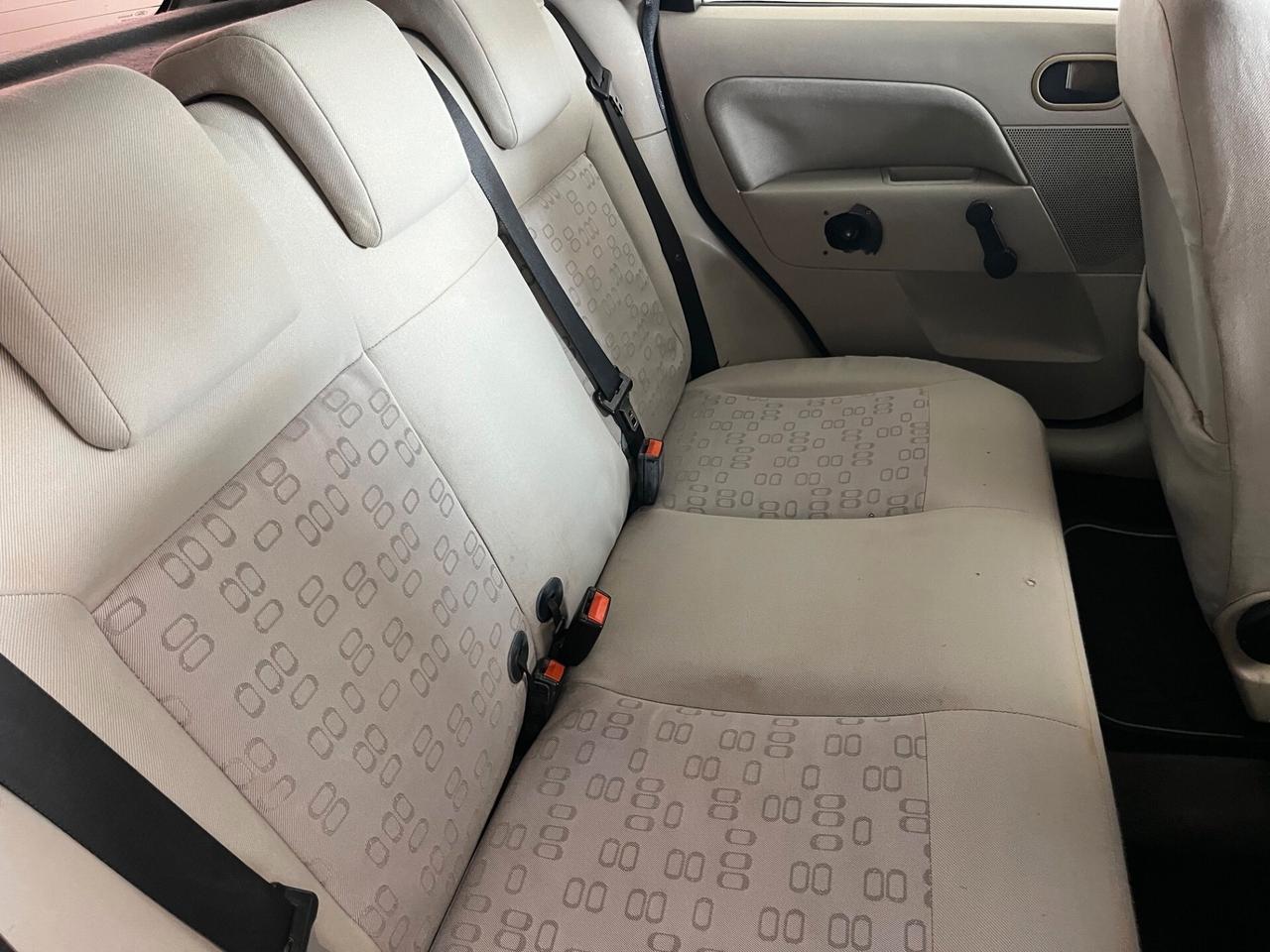 Ford Fiesta 1.2 16V 3p. Ghia