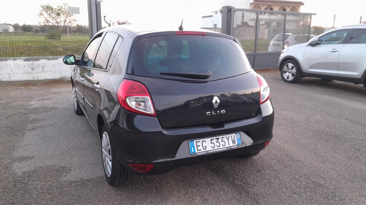 Renault Clio 1.2 16V 5 porte Live!