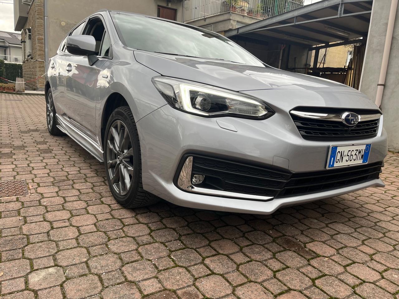 Subaru Impreza 2.0i Lineartronic MHEV Premium