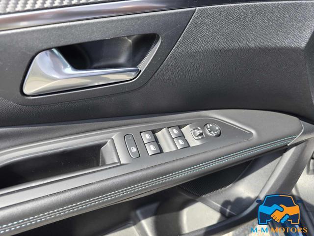 PEUGEOT 3008 BlueHDi 130 S&S EAT8 Allure Pack NEOPATENTATI