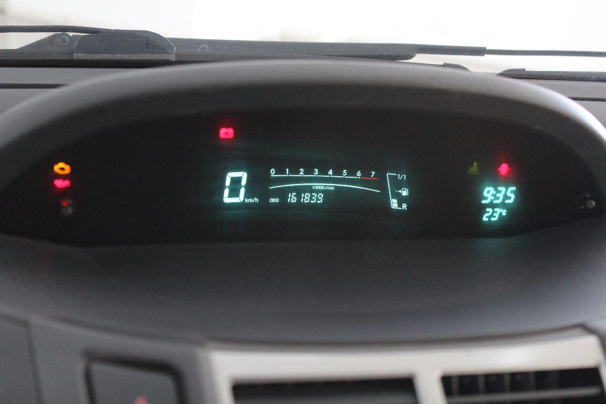 TOYOTA - Yaris - 1.0 5p. Now