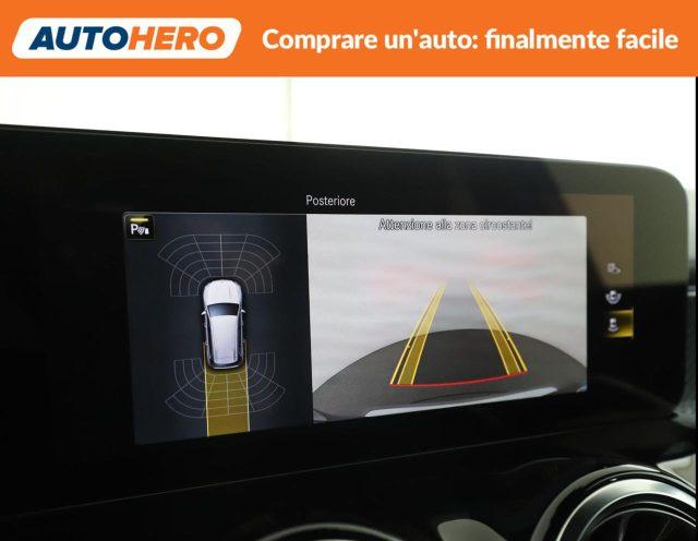 MERCEDES-BENZ GLB 200 d Automatic Premium