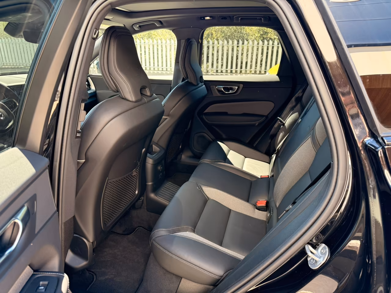 Volvo XC 60 XC60 T6 Plug-in hybrid AWD automatico Plus Black Edition