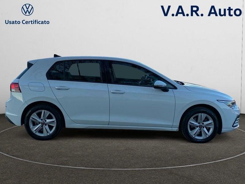 Volkswagen Golf Golf 8 Life 1.0 eTSI EVO 81 kW (110 CV) DSG