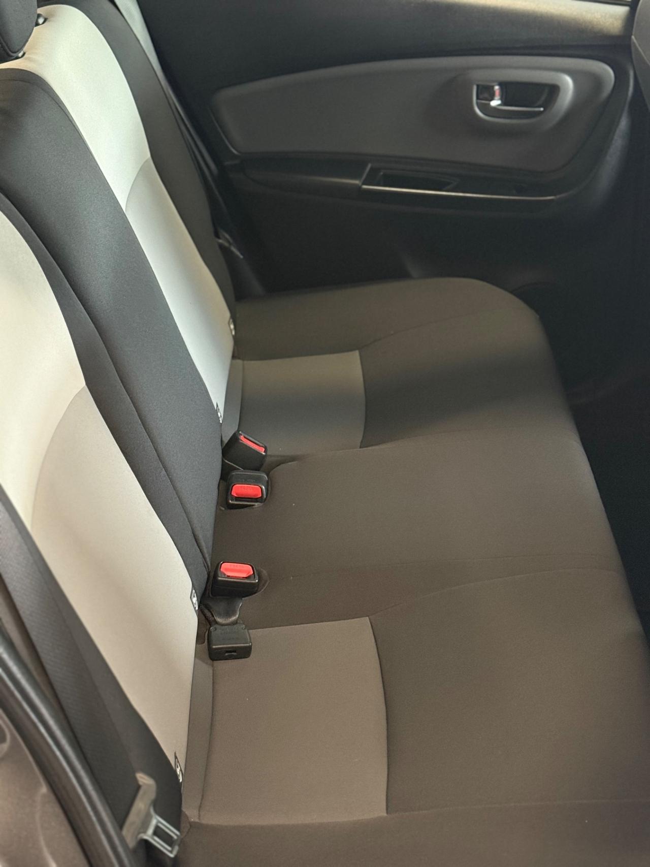 Toyota Yaris 1.5 Hybrid 5 porte Business