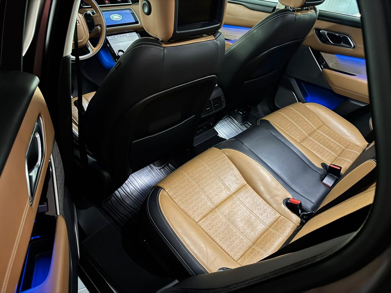 Land Rover Range Velar 3.0 V6 SD6 300 CV SE- TV Posteriori Tagliandi certificati Land - Auto Full