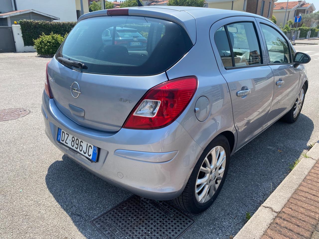 Opel Corsa 1.2 80CV 5 porte GPL-TECH Enjoy