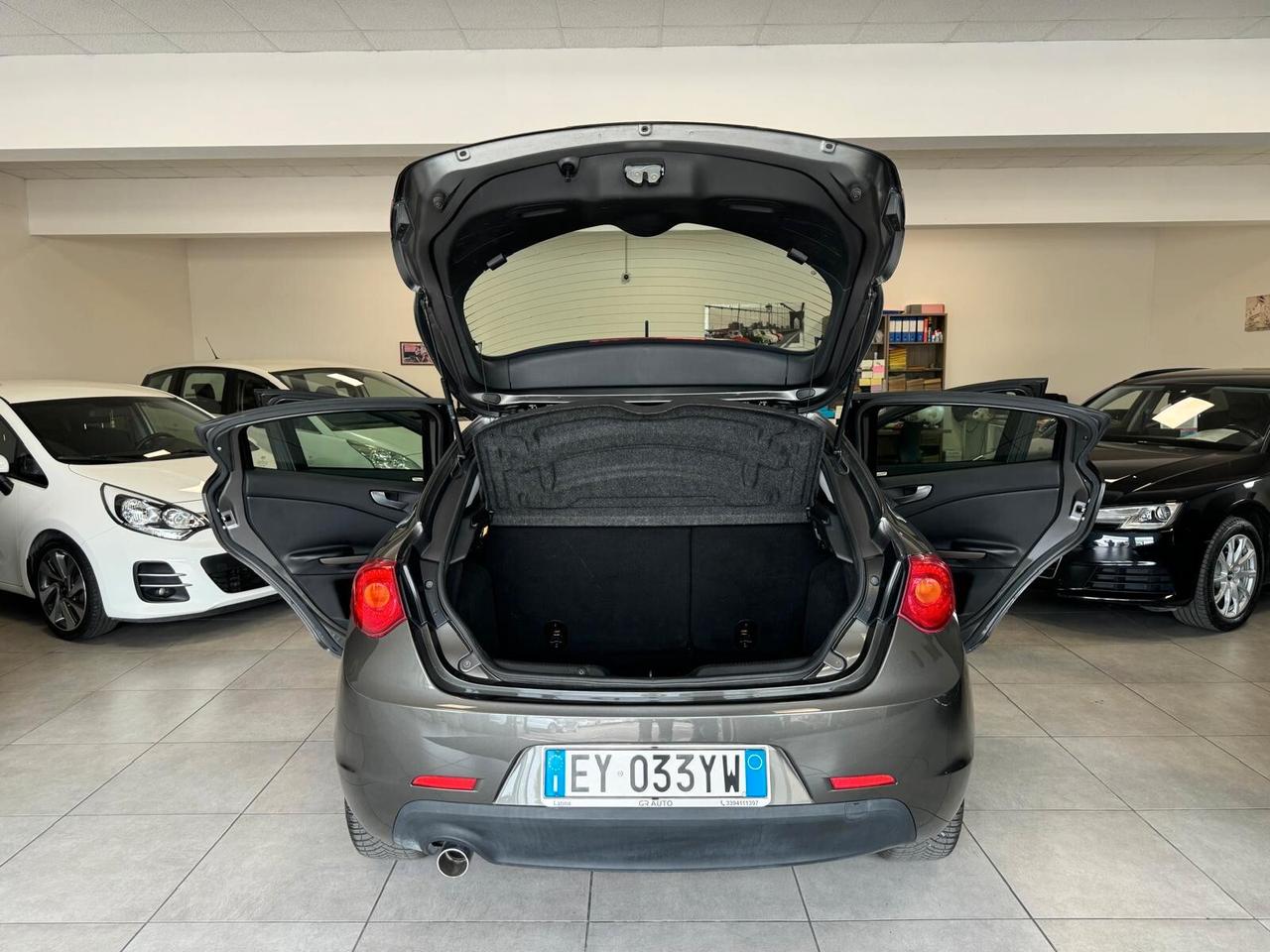 Alfa Romeo Giulietta 1.6 JTDM-2 105CV PROGRESSION 2015