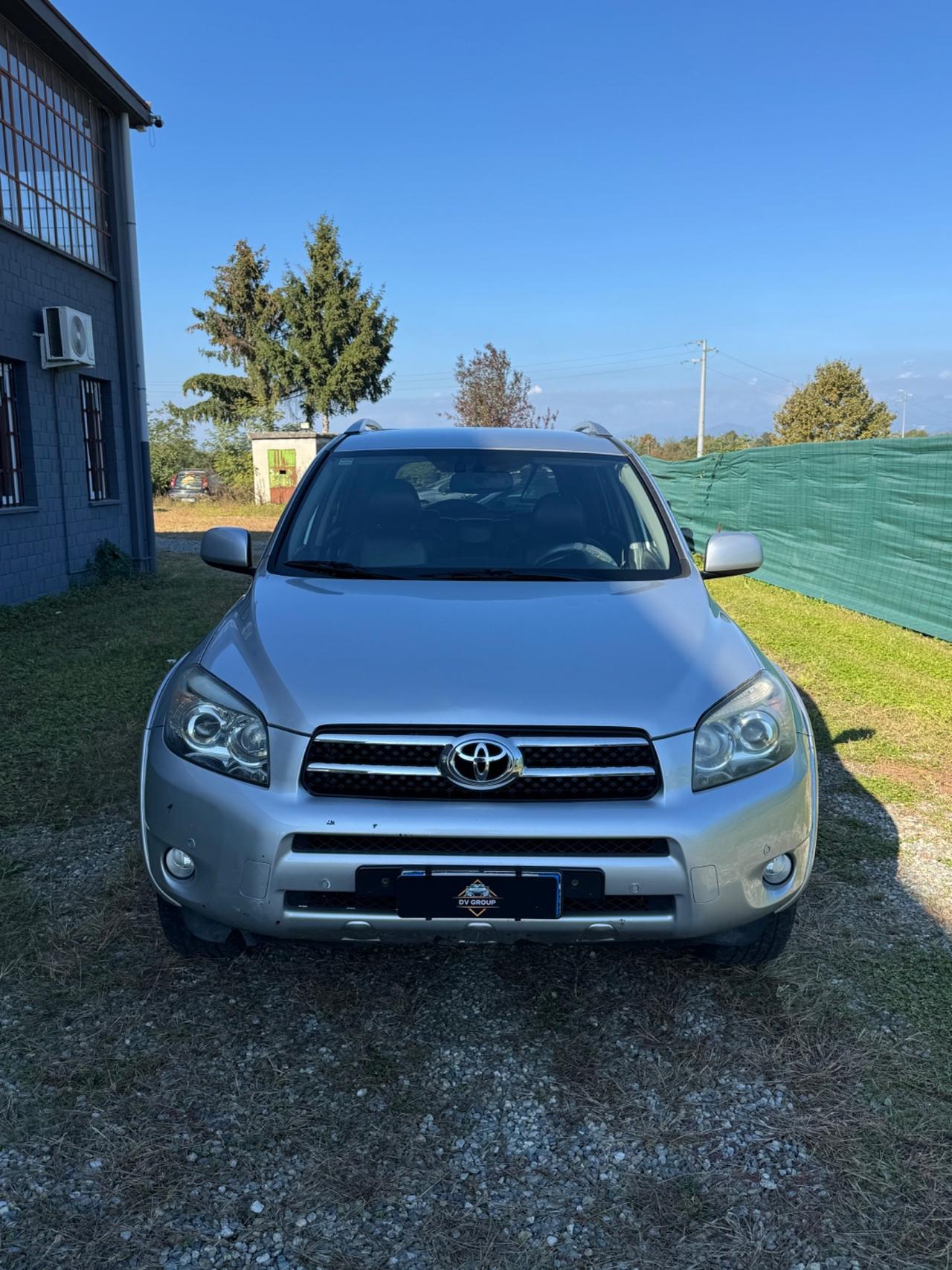Toyota RAV 4 RAV4 2.2 D-4D 177 CV Sol Plus