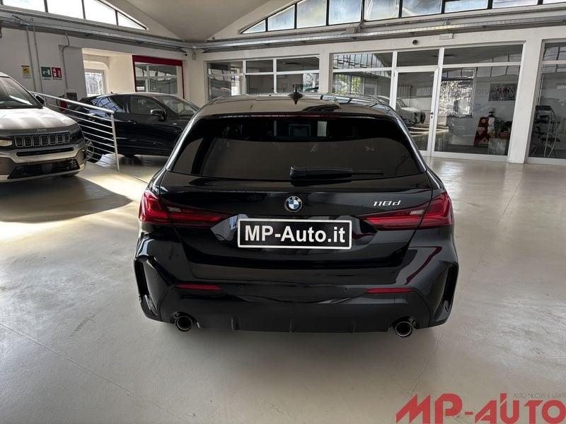 BMW Serie 1 118d 5p. M Sport AUTOMATICA GARANZIA BMW tua a 393,00 al mese