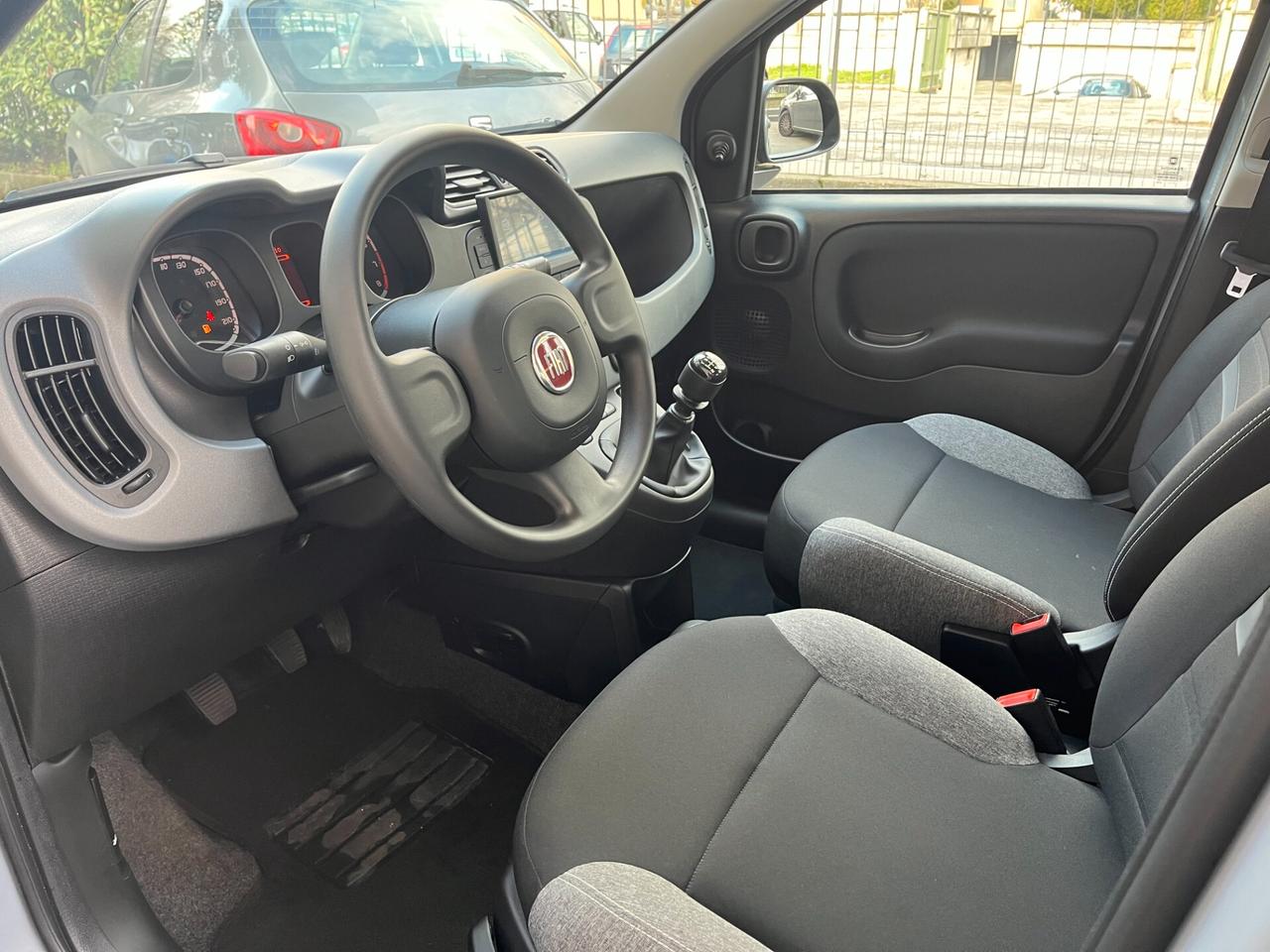 FIAT PANDA 1.0 FIREFLY HYBRID 70CV - NESSUN VINCOLO FINANZIARIO - 5 POSTI, RUOTA DI SCORTA, FENDINEBBIA..