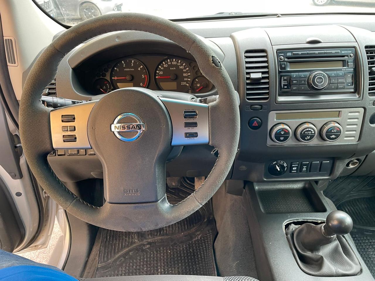 Nissan Navara 2.5 dCi Pick up Double Cab 4WD