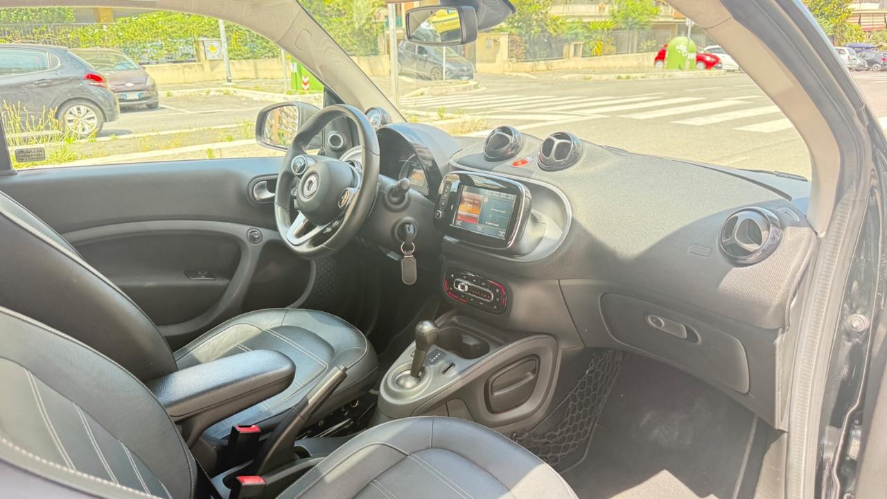 Smart ForTwo 90 0.9 Turbo twinamic Prime PACK BRABUS LED NAVI KAMERA PELLE PANORAMA SPORT PDC IMPIANT