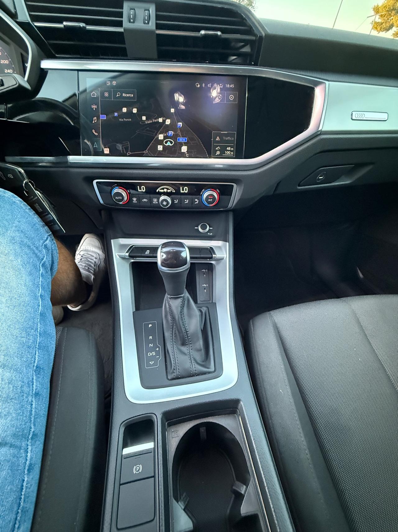 Audi Q3 35 TDI S tronic line edition