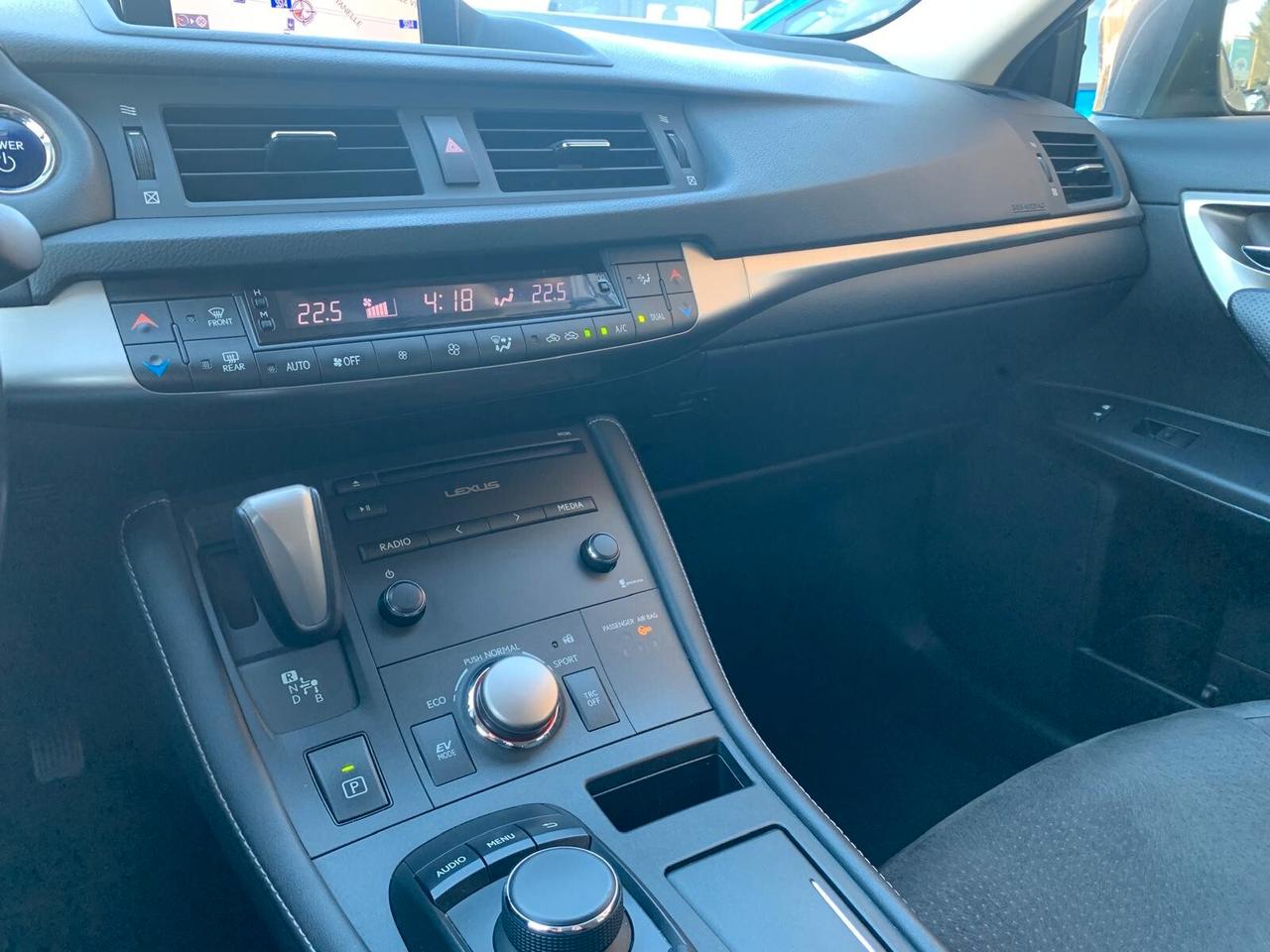 Lexus CT 200h Hybrid Executive Neopatentati